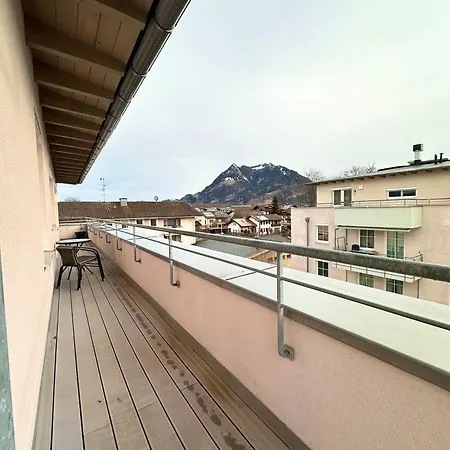 Апартаменты Kleines Penthouse - Fewo-badhindelang *