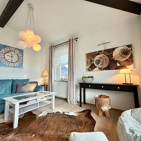 Kleines Penthouse - Fewo-badhindelang Зонтхофен