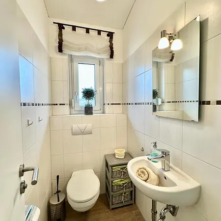 Kleines Penthouse - Fewo-badhindelang דירה
