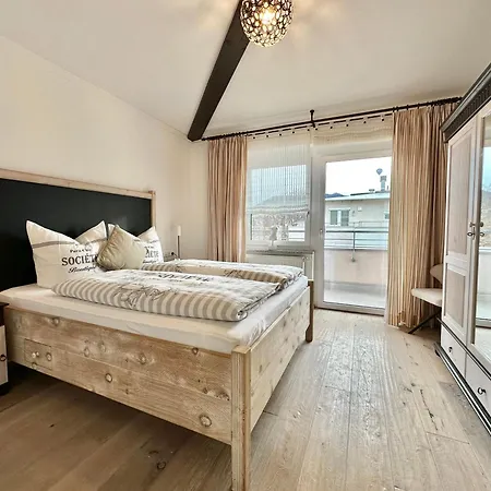 Kleines Penthouse - Fewo-badhindelang Apartment *