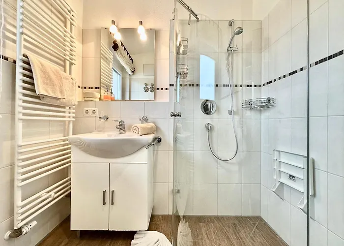 Appartement Kleines Penthouse - Fewo-badhindelang *